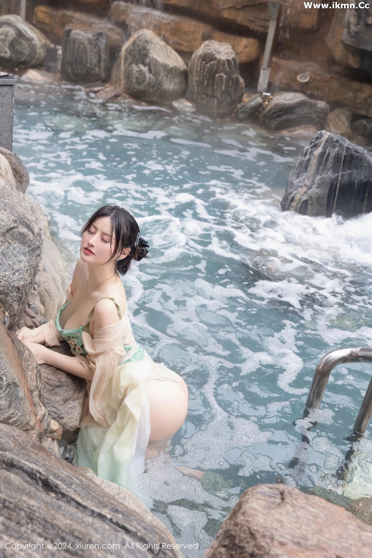 漂亮美女_诗诗全集