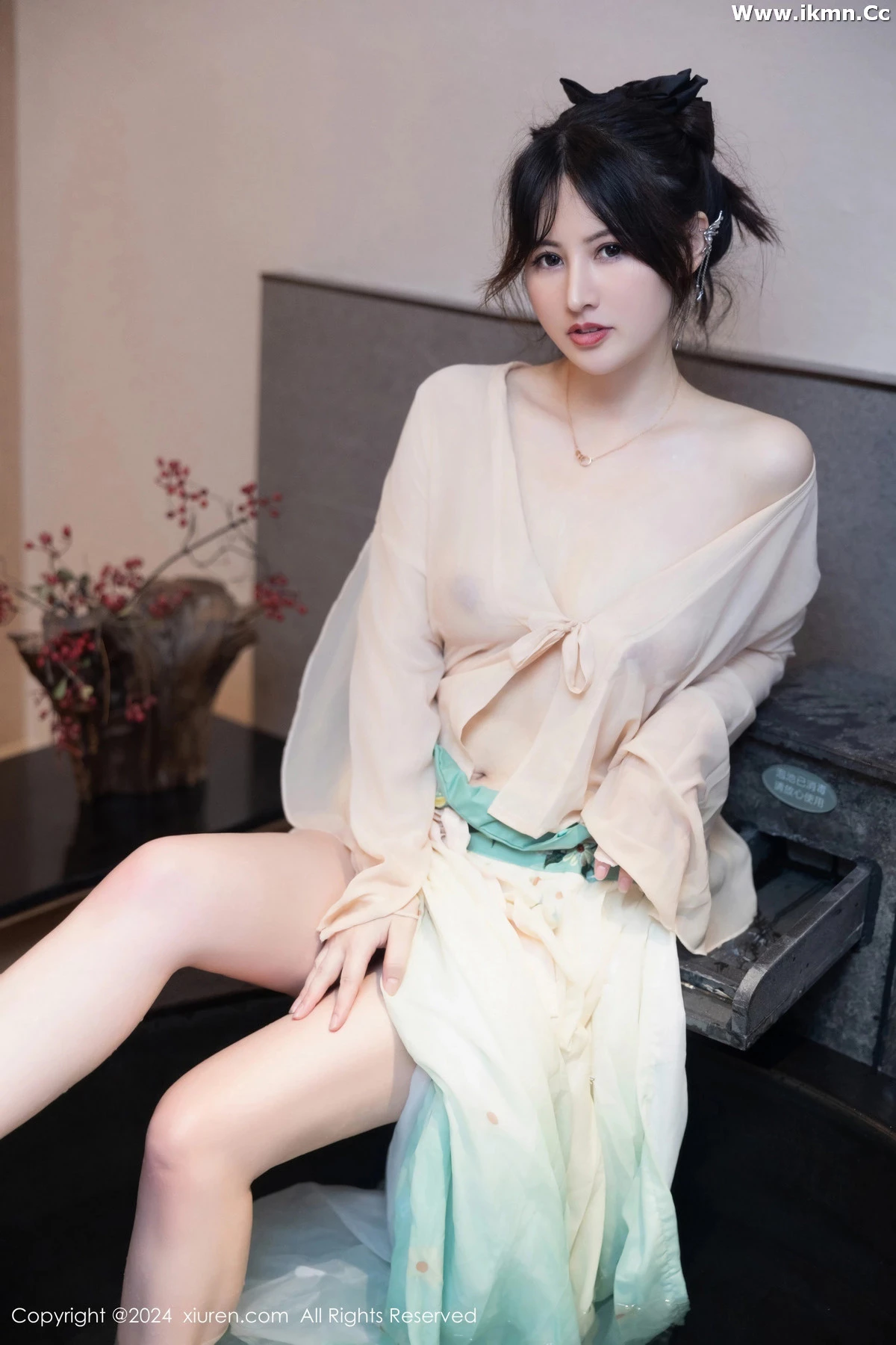 漂亮美女_诗诗全集