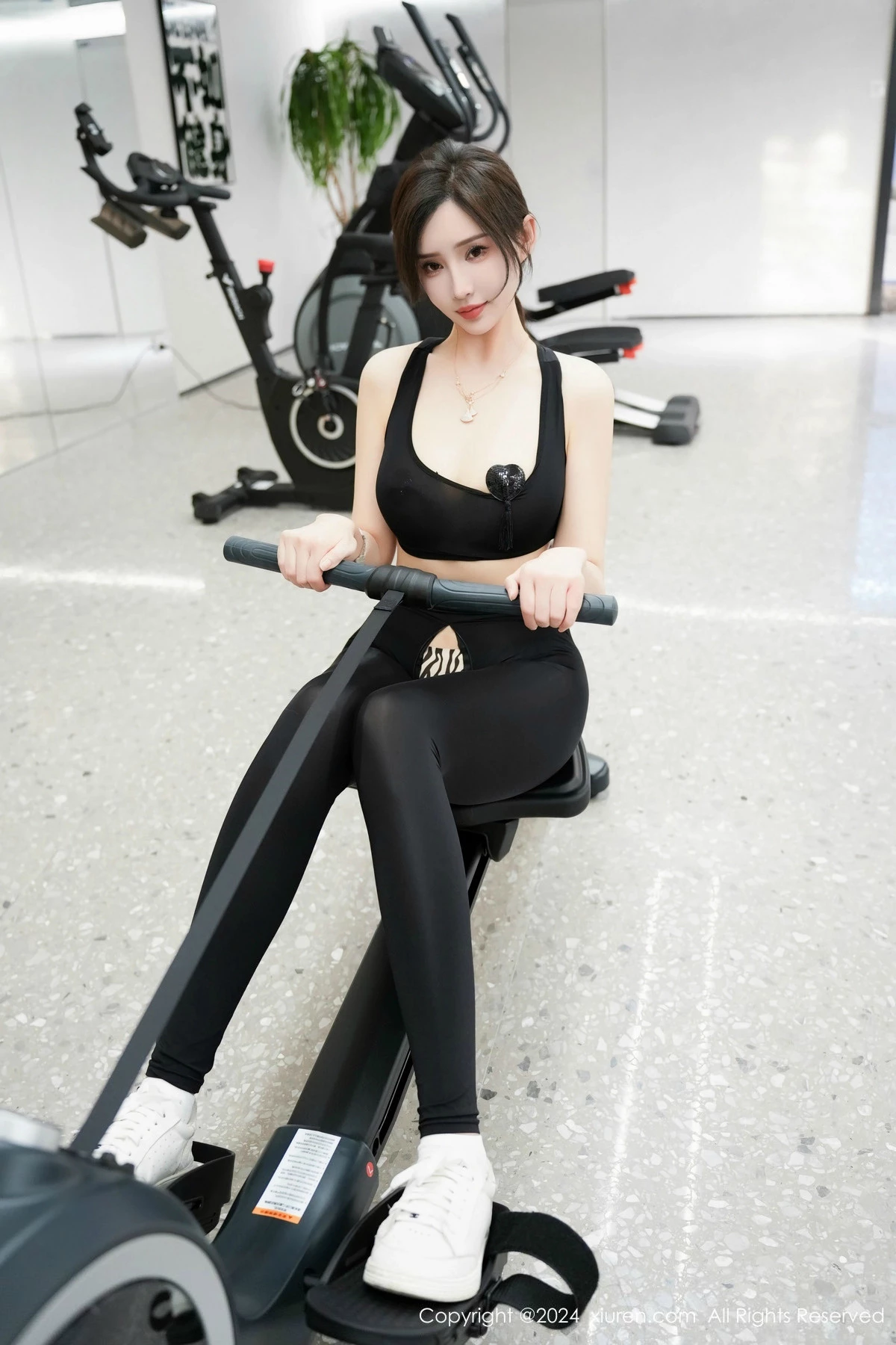 漂亮美女_周妍希全集