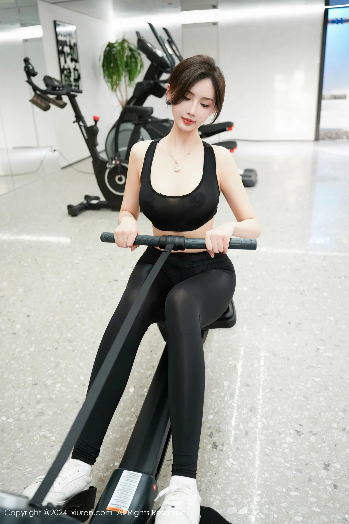 漂亮美女_周妍希全集