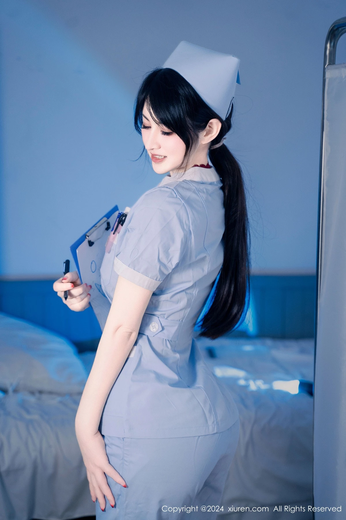 漂亮美女_诗诗全集