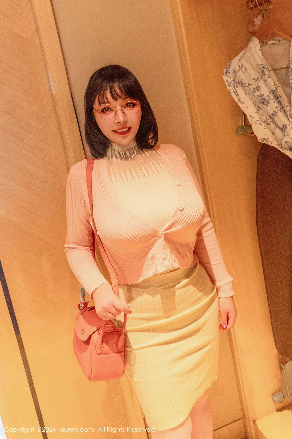 漂亮美女_油田溪溪全集 漂亮美女_油田溪溪全集