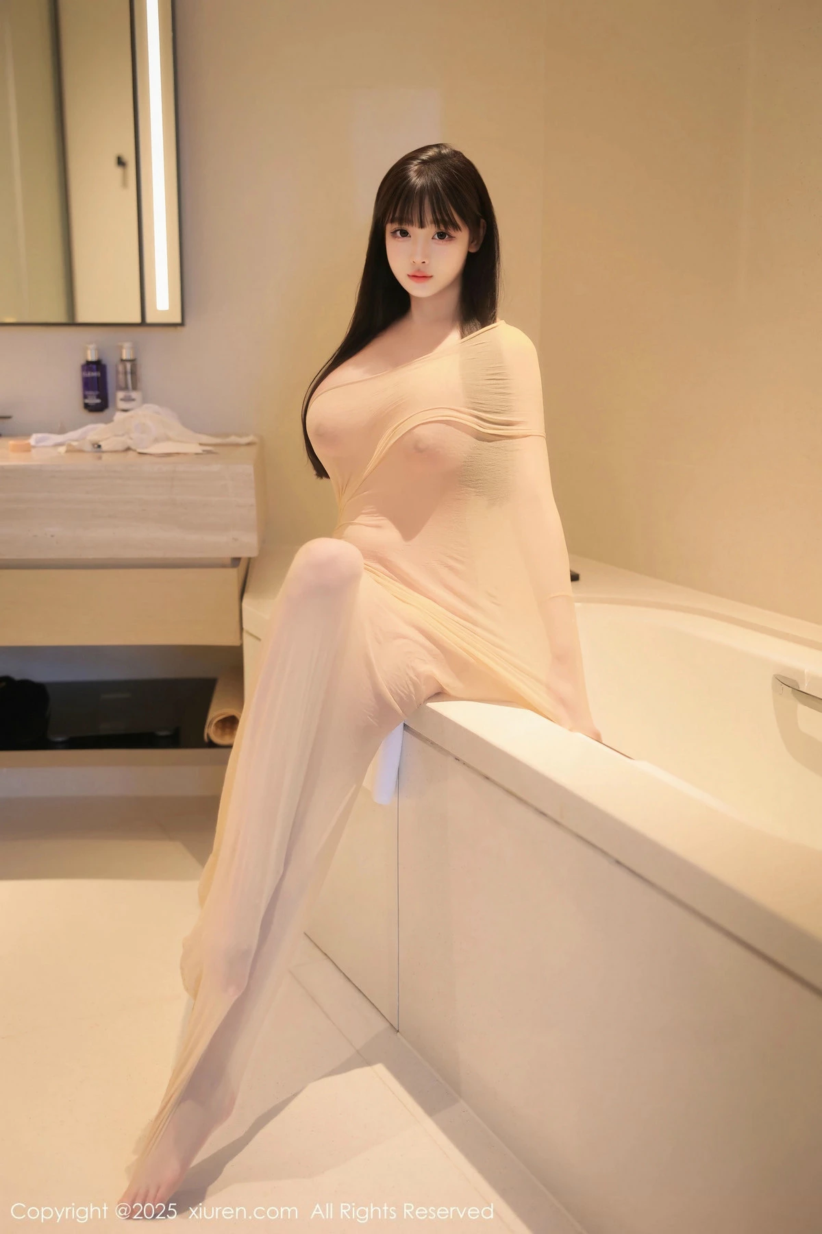 漂亮美女_余安安全集