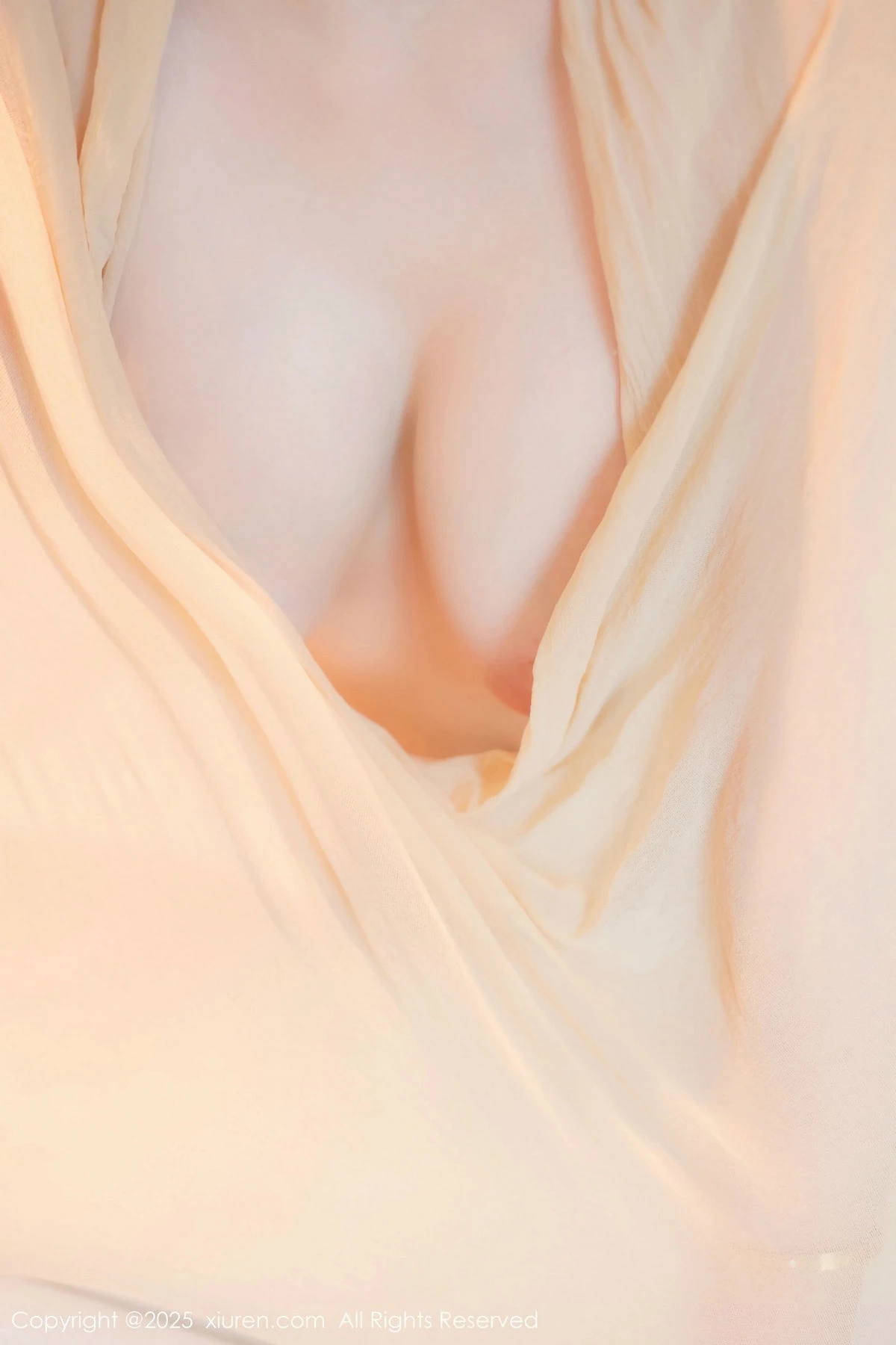 漂亮美女_余安安全集