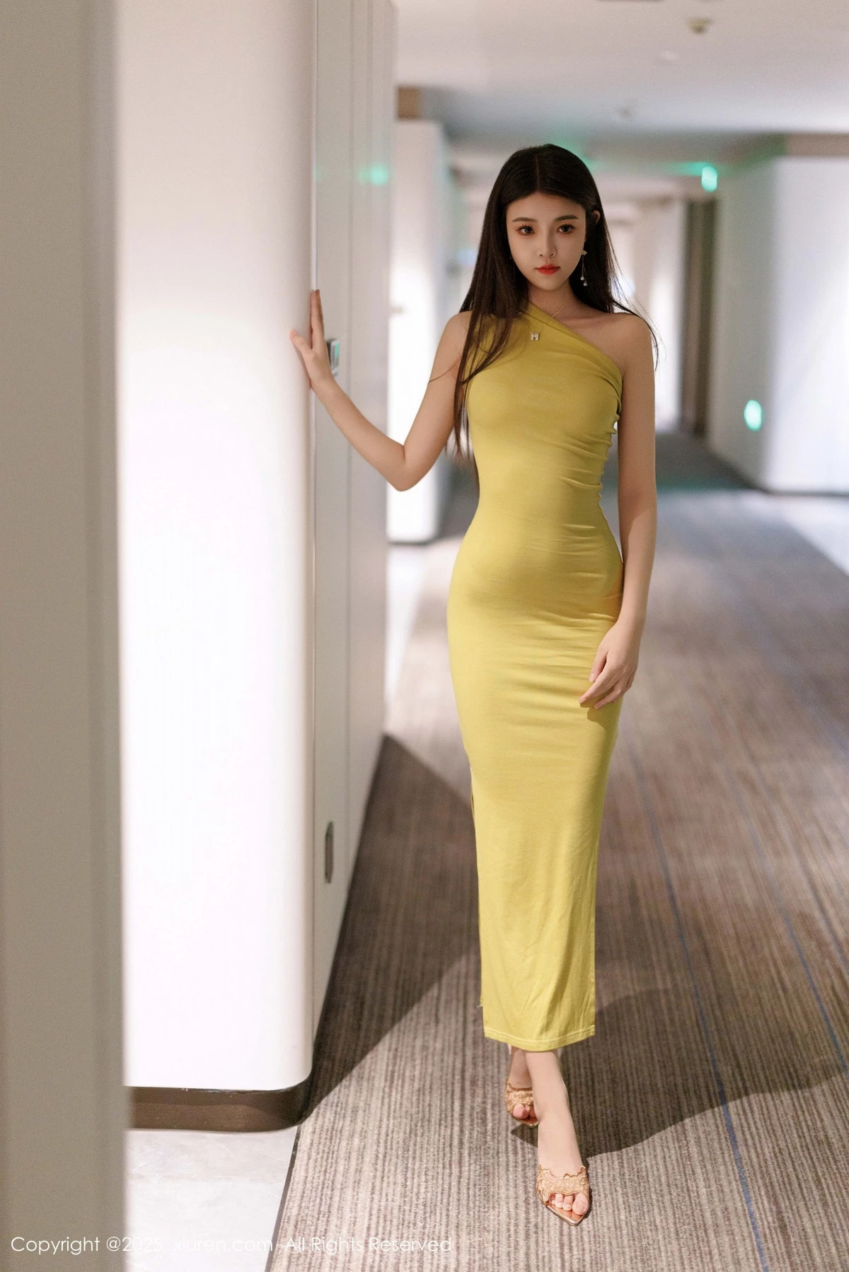 漂亮美女_初梦瑶全集