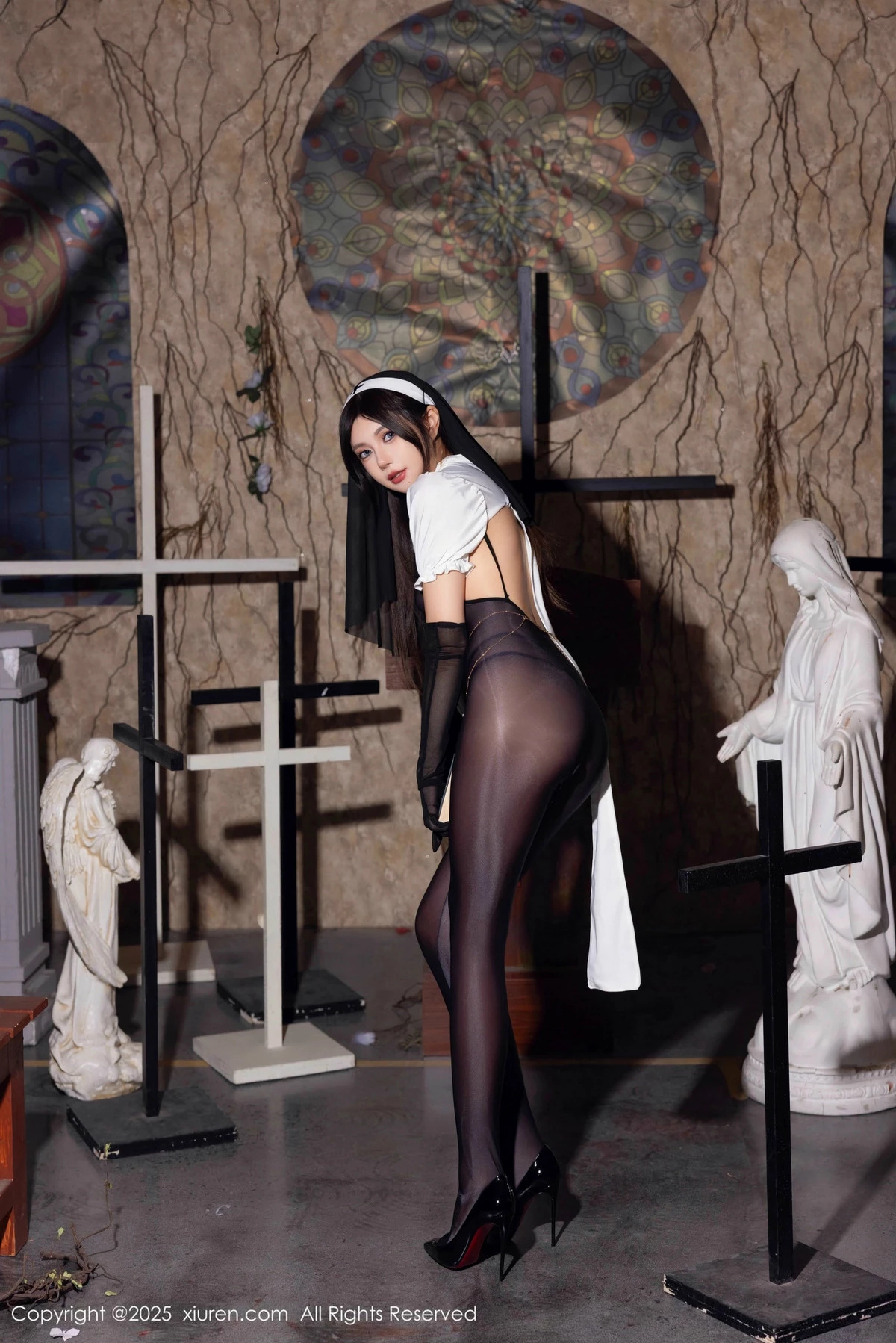 漂亮美女_绮里嘉全集