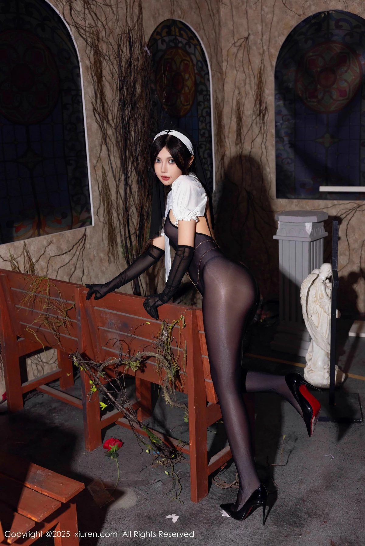 漂亮美女_绮里嘉全集