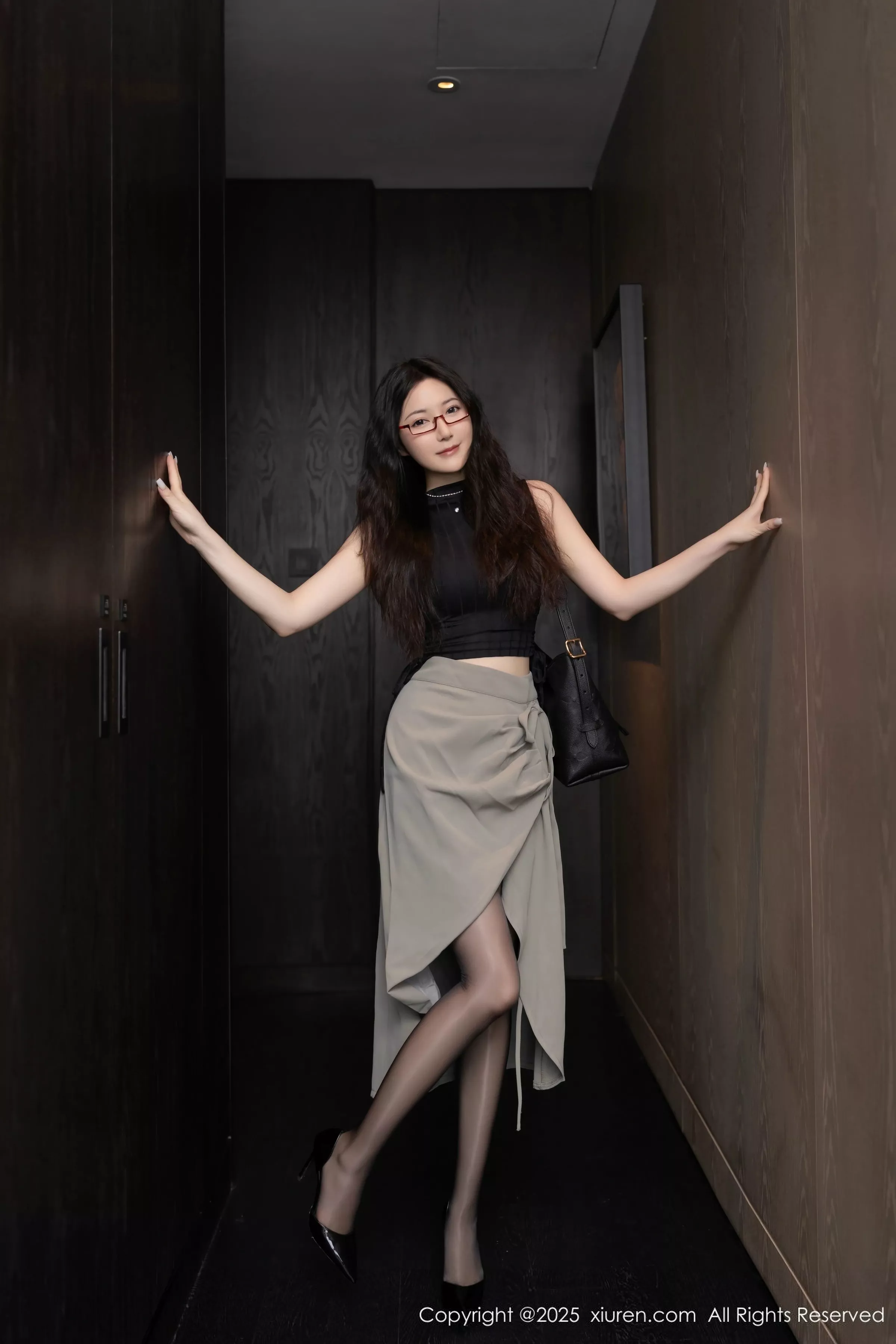 漂亮美女_鱼子酱全集