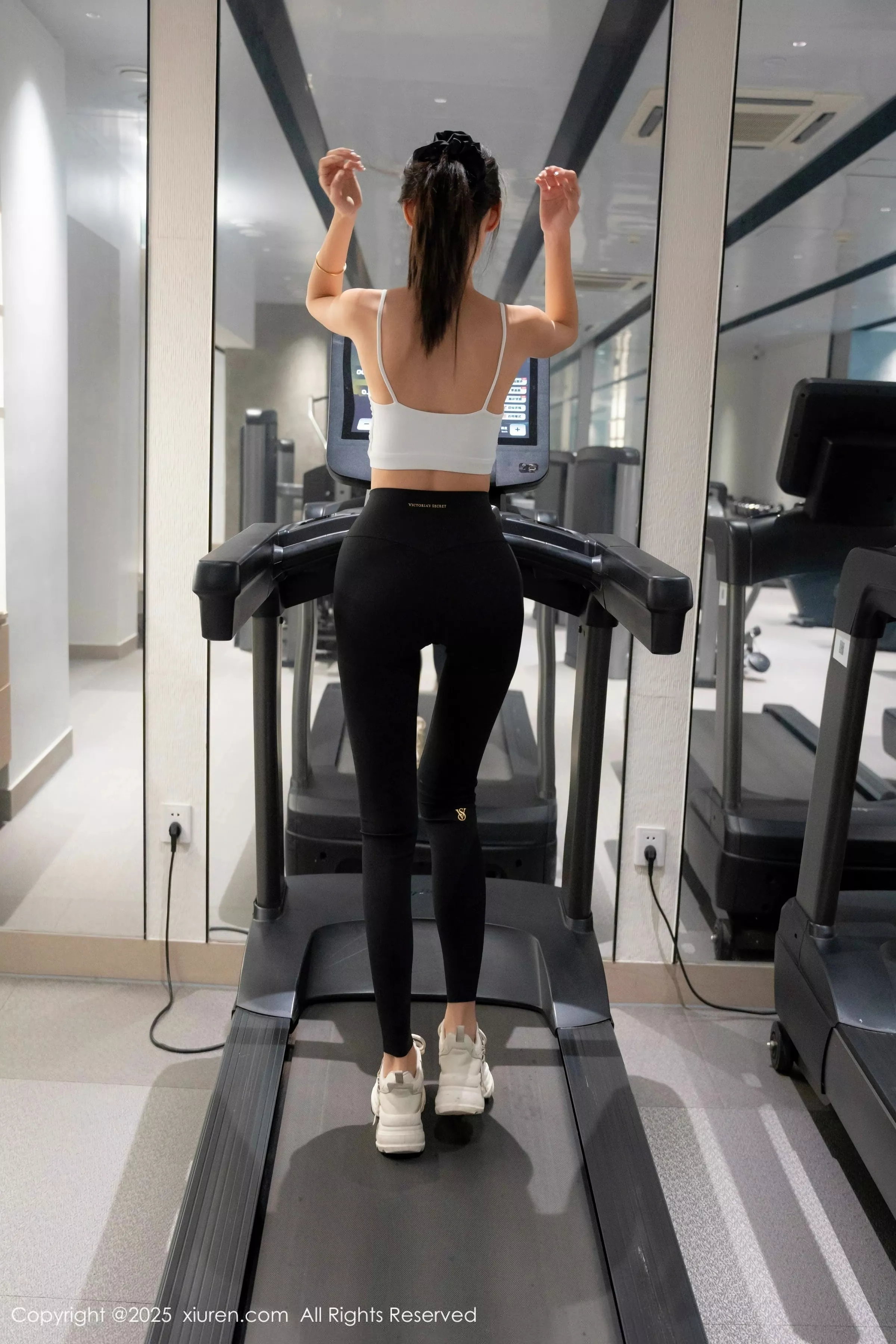 漂亮美女_Lingyu69全集