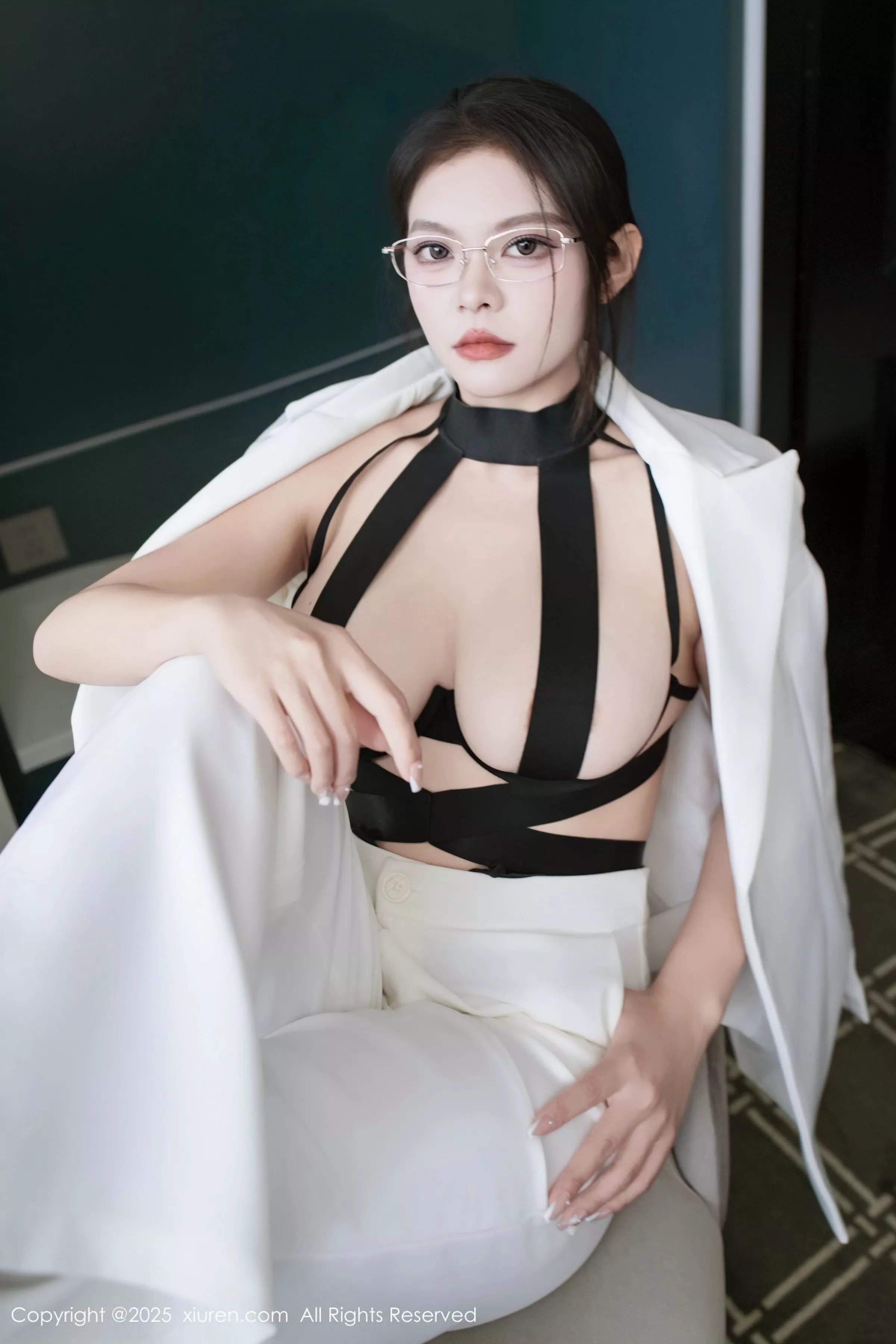 漂亮美女_冬安全集 漂亮美女_冬安全集