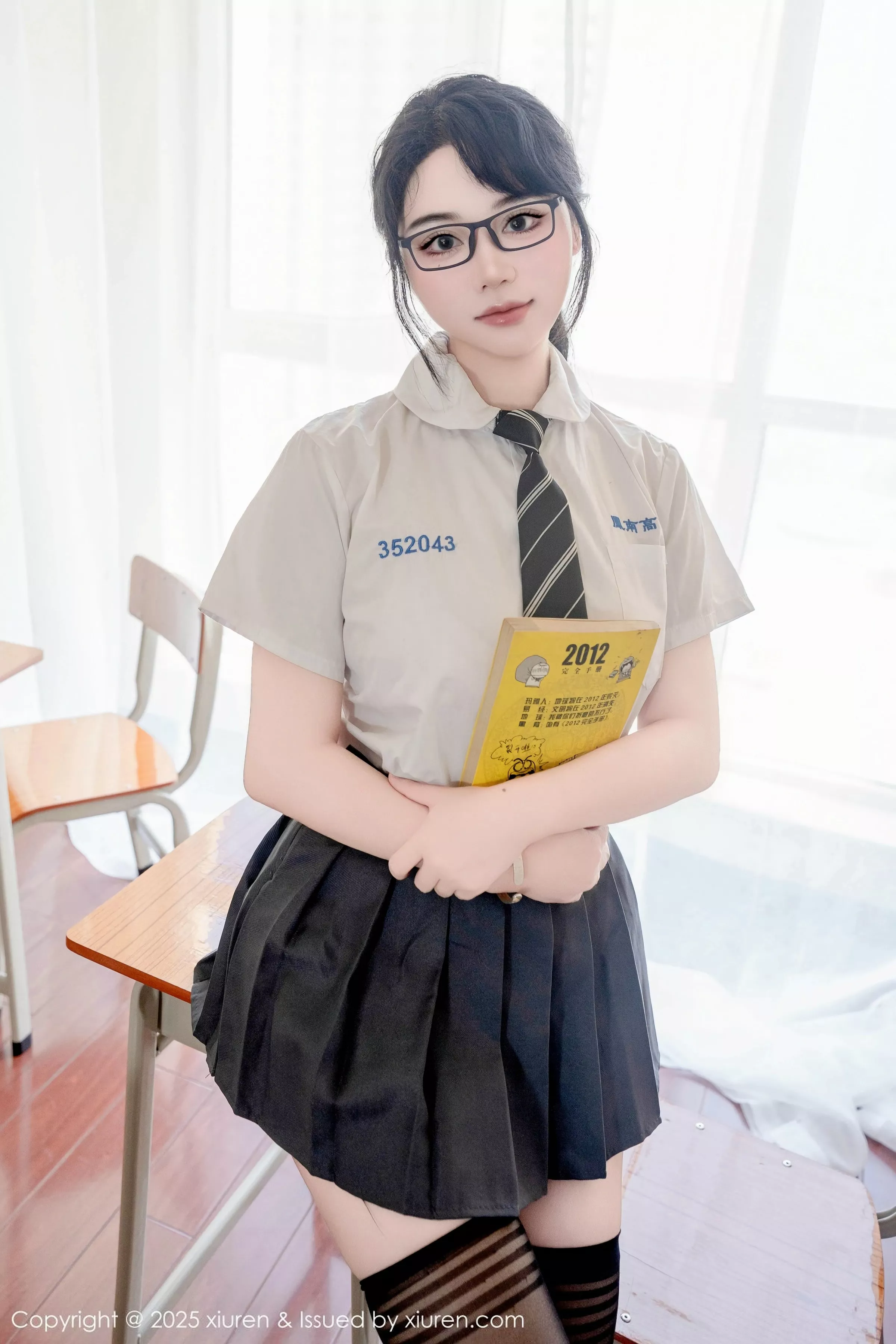 漂亮美女_汐汐爱吃草莓全集 漂亮美女_汐汐爱吃草莓全集