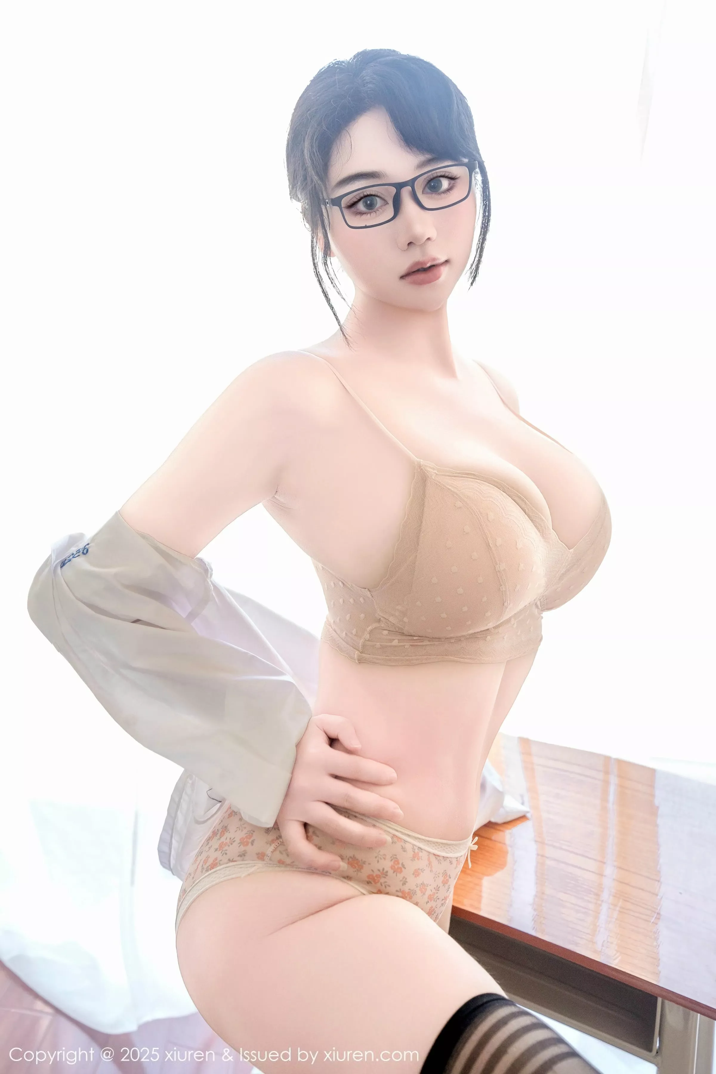 漂亮美女_汐汐爱吃草莓全集 漂亮美女_汐汐爱吃草莓全集