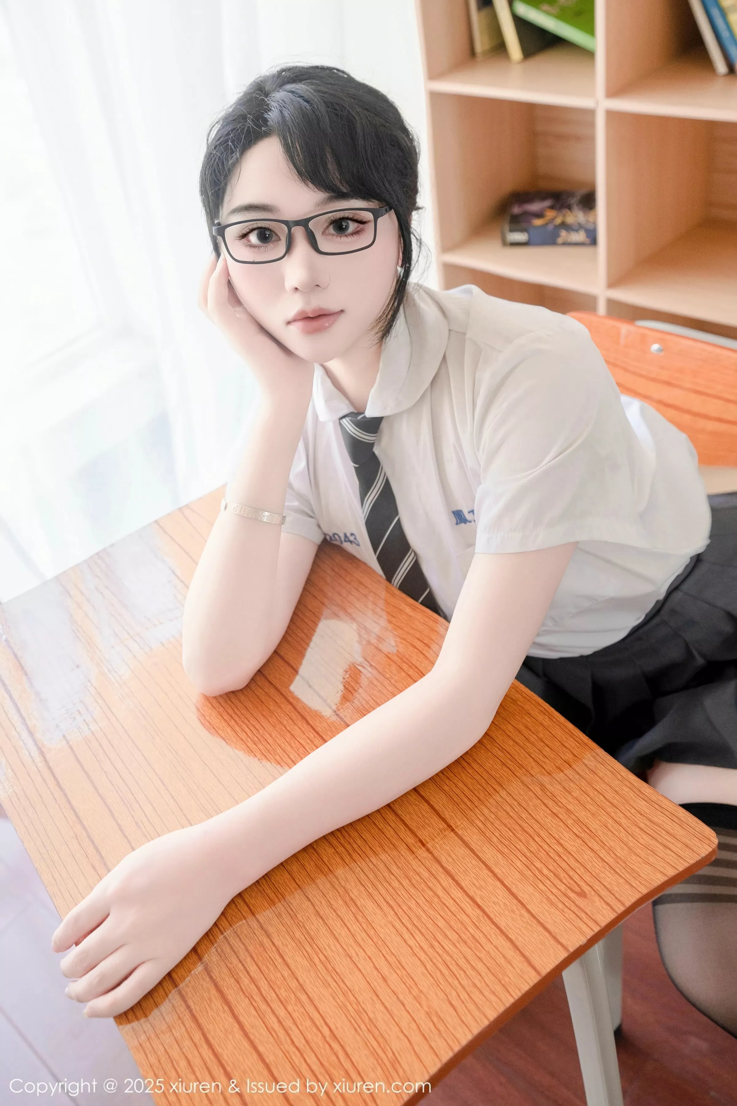 漂亮美女_汐汐爱吃草莓全集 漂亮美女_汐汐爱吃草莓全集