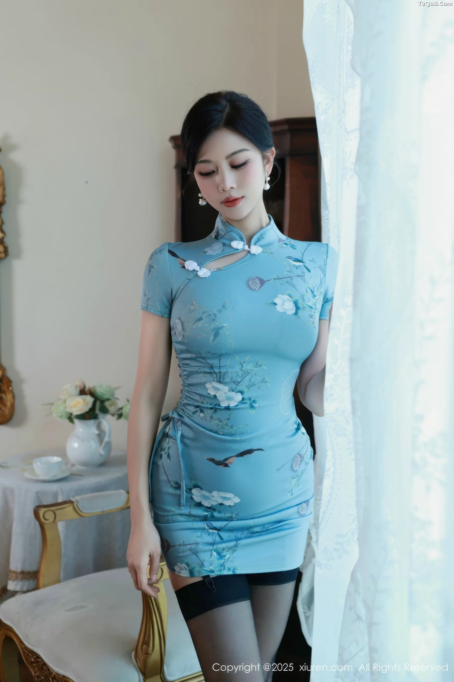 漂亮美女_玫瑰我爱你全集