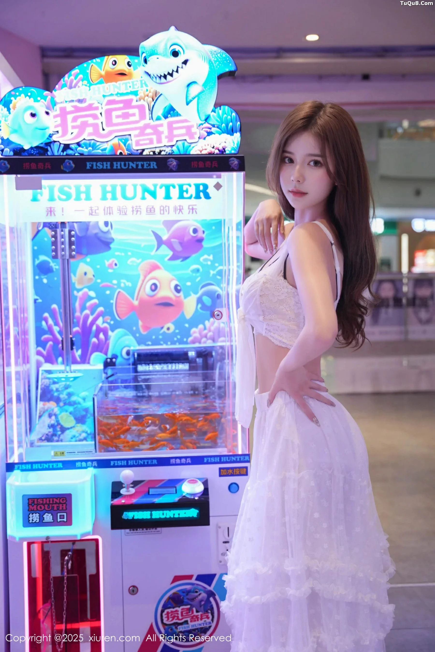 漂亮美女_拍黄瓜全集