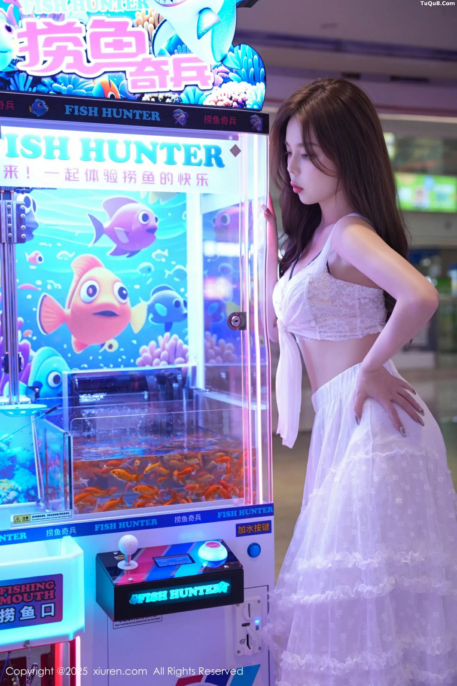 漂亮美女_拍黄瓜全集