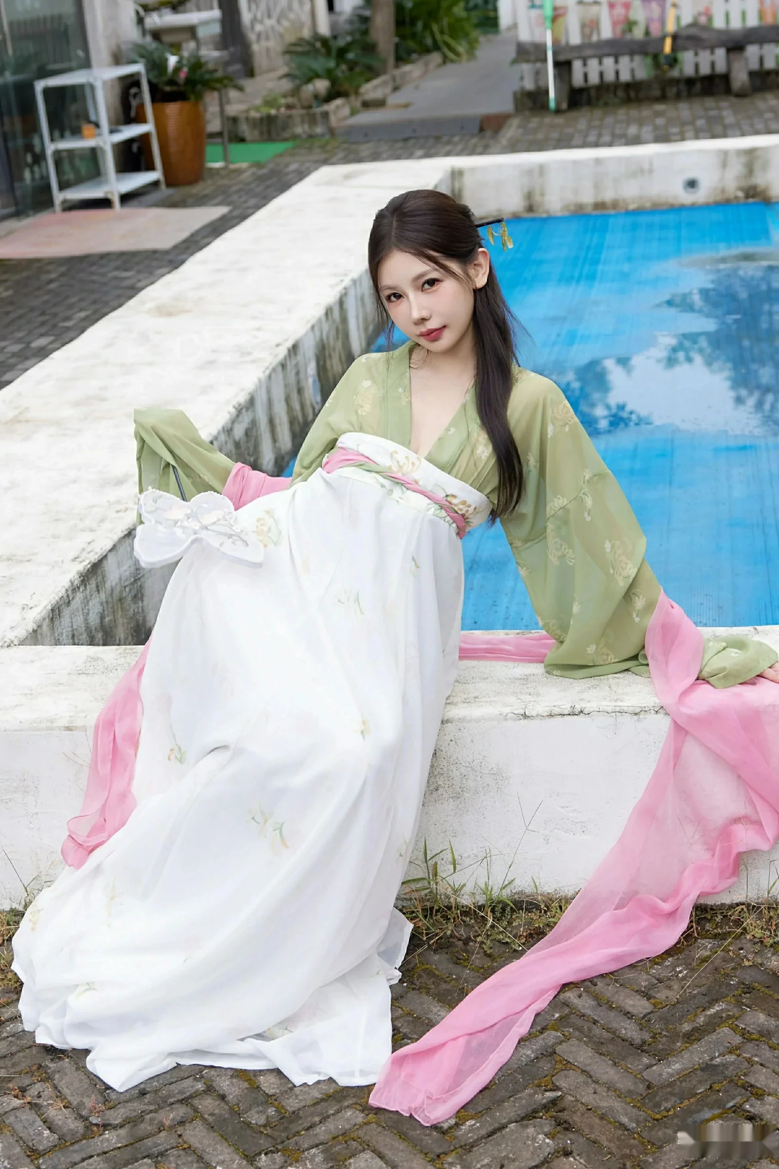 漂亮美女_尹甜甜全集