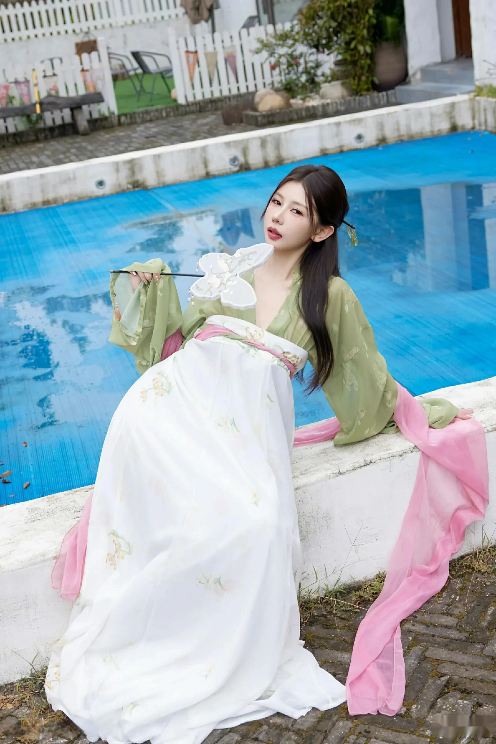 漂亮美女_尹甜甜全集