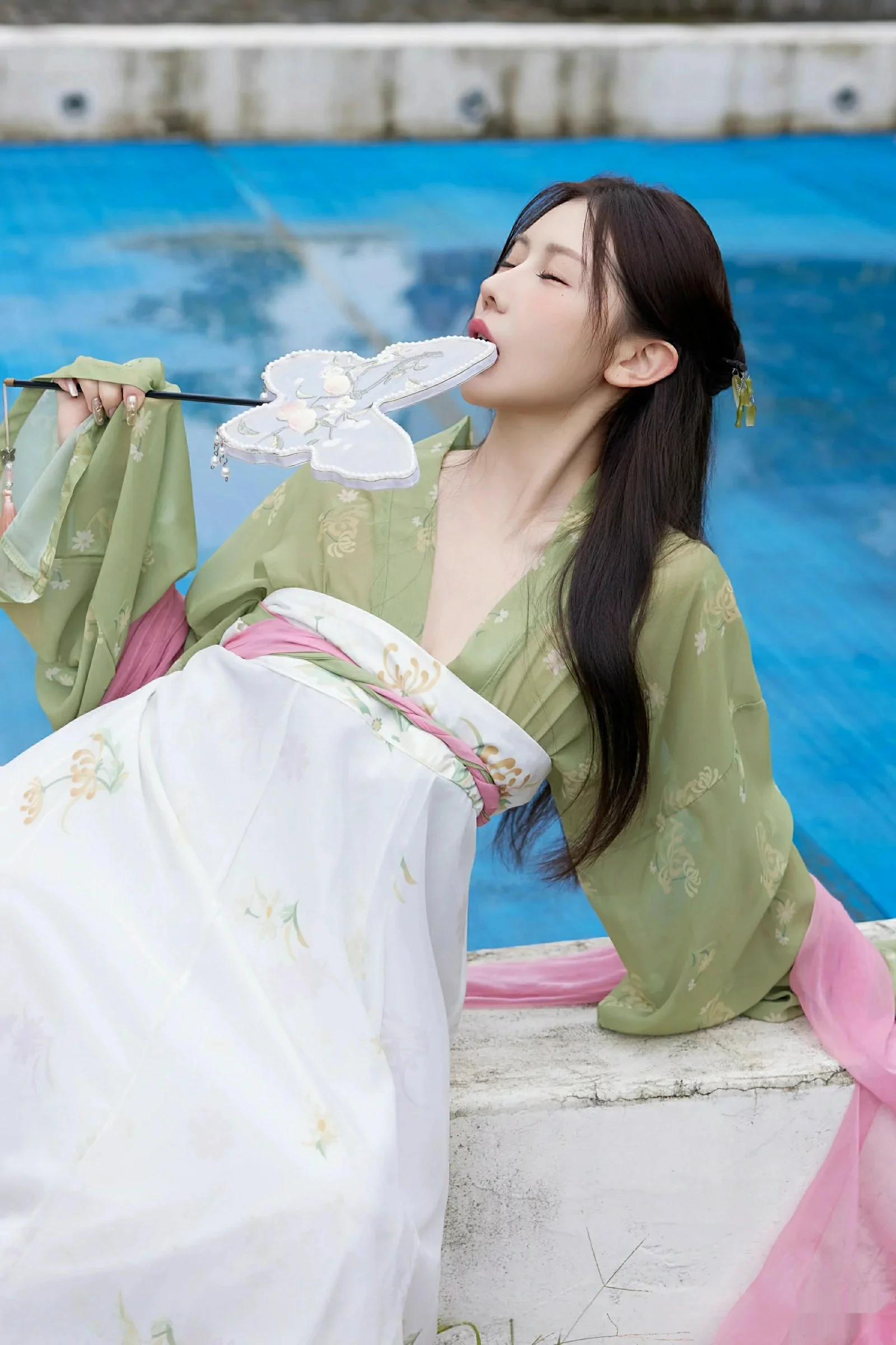 漂亮美女_尹甜甜全集