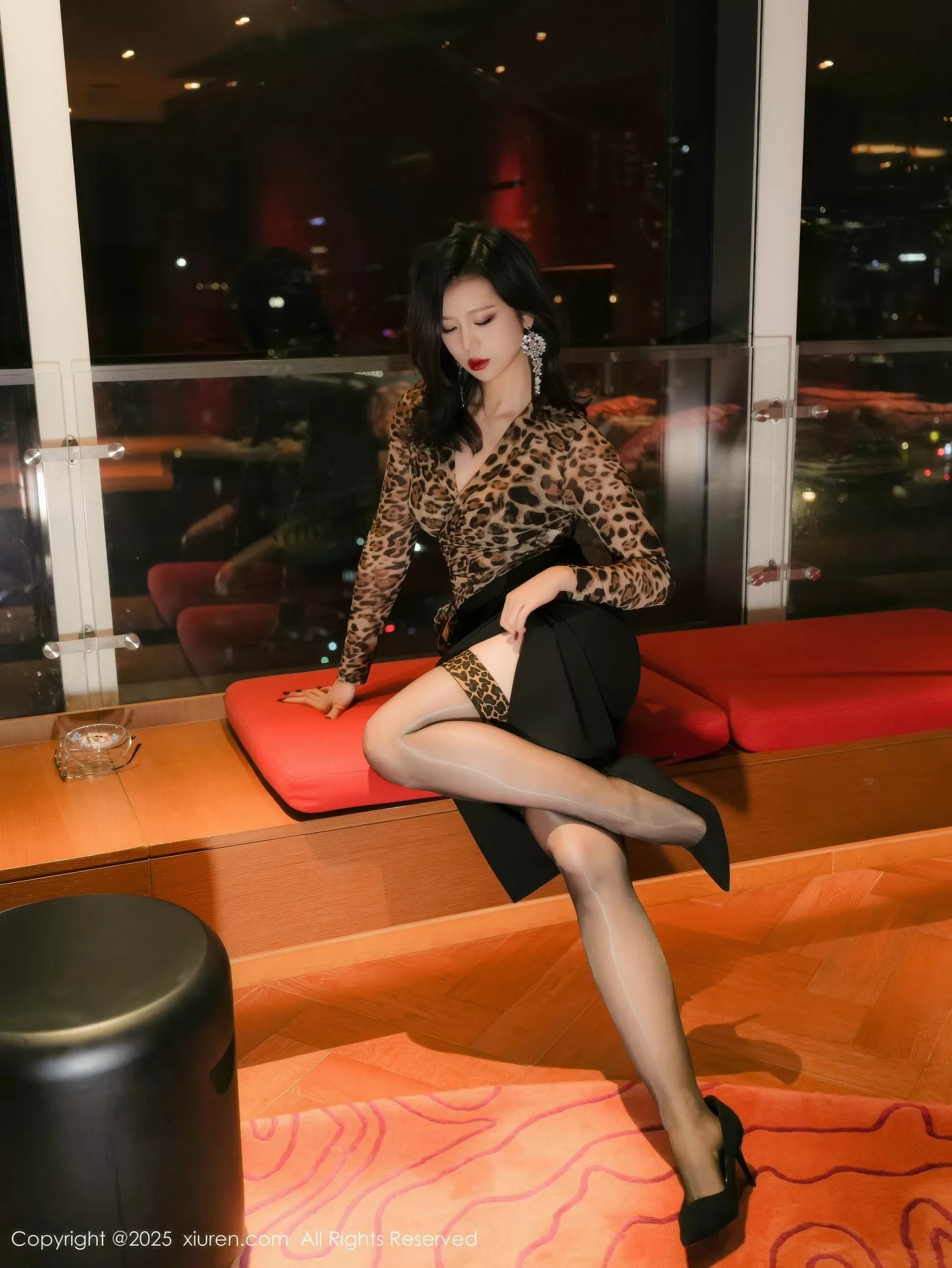 漂亮美女_玫瑰我爱你全集