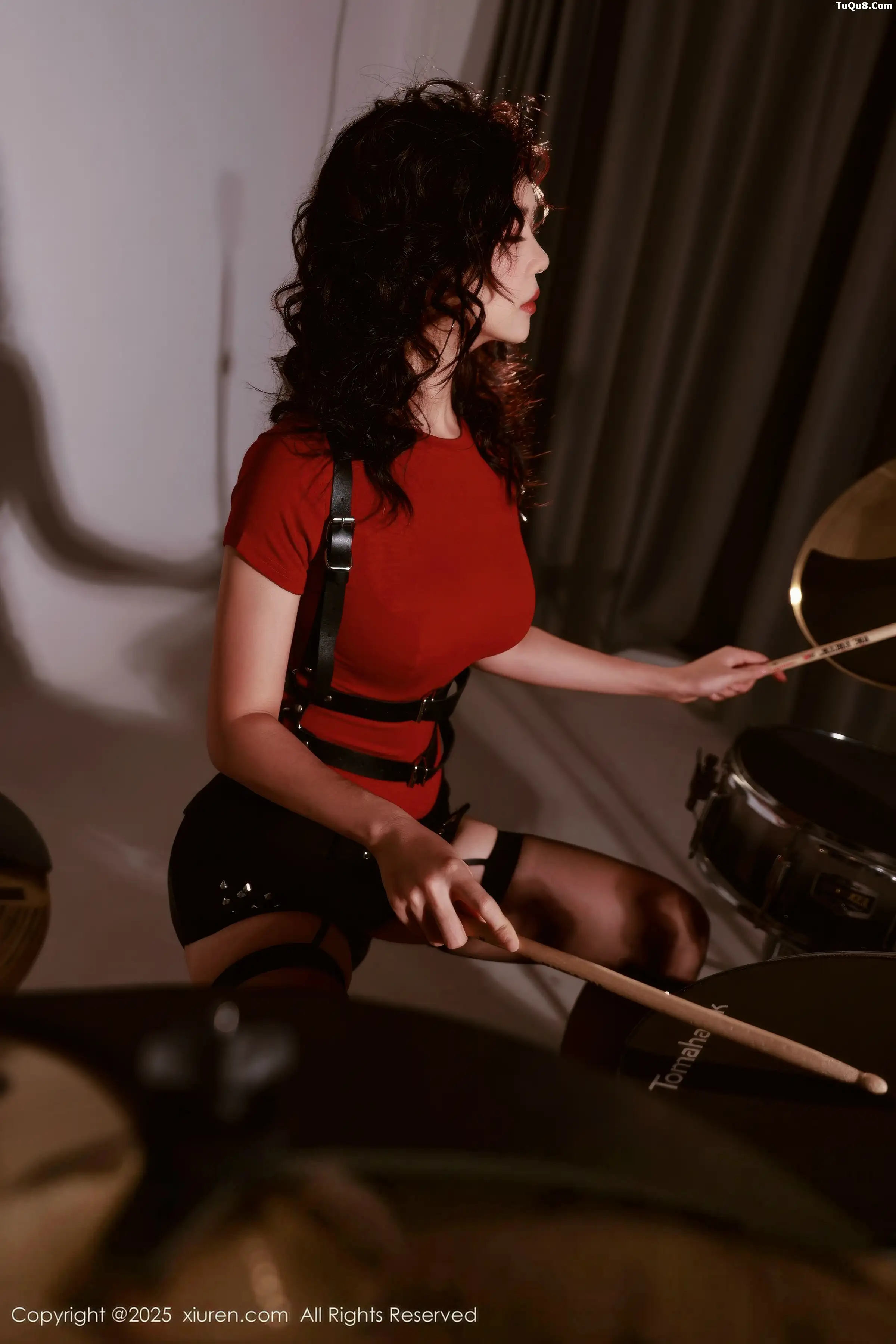 漂亮美女_玫瑰我爱你全集