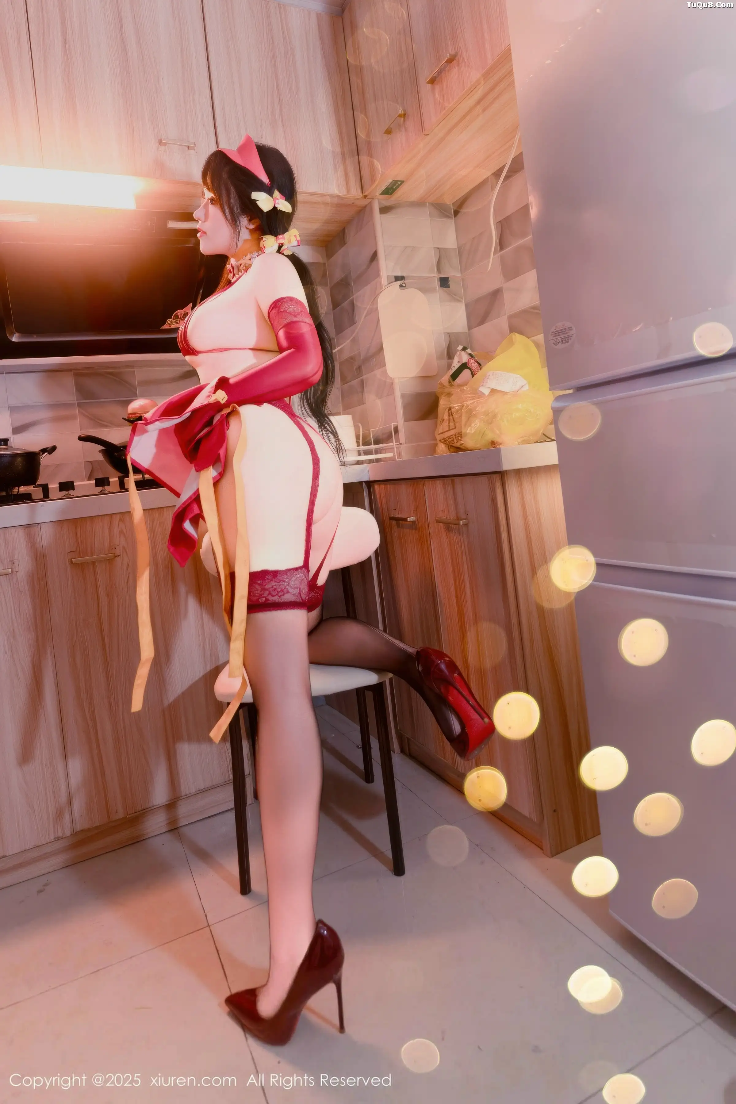 漂亮美女_汐汐爱吃草莓全集 漂亮美女_汐汐爱吃草莓全集