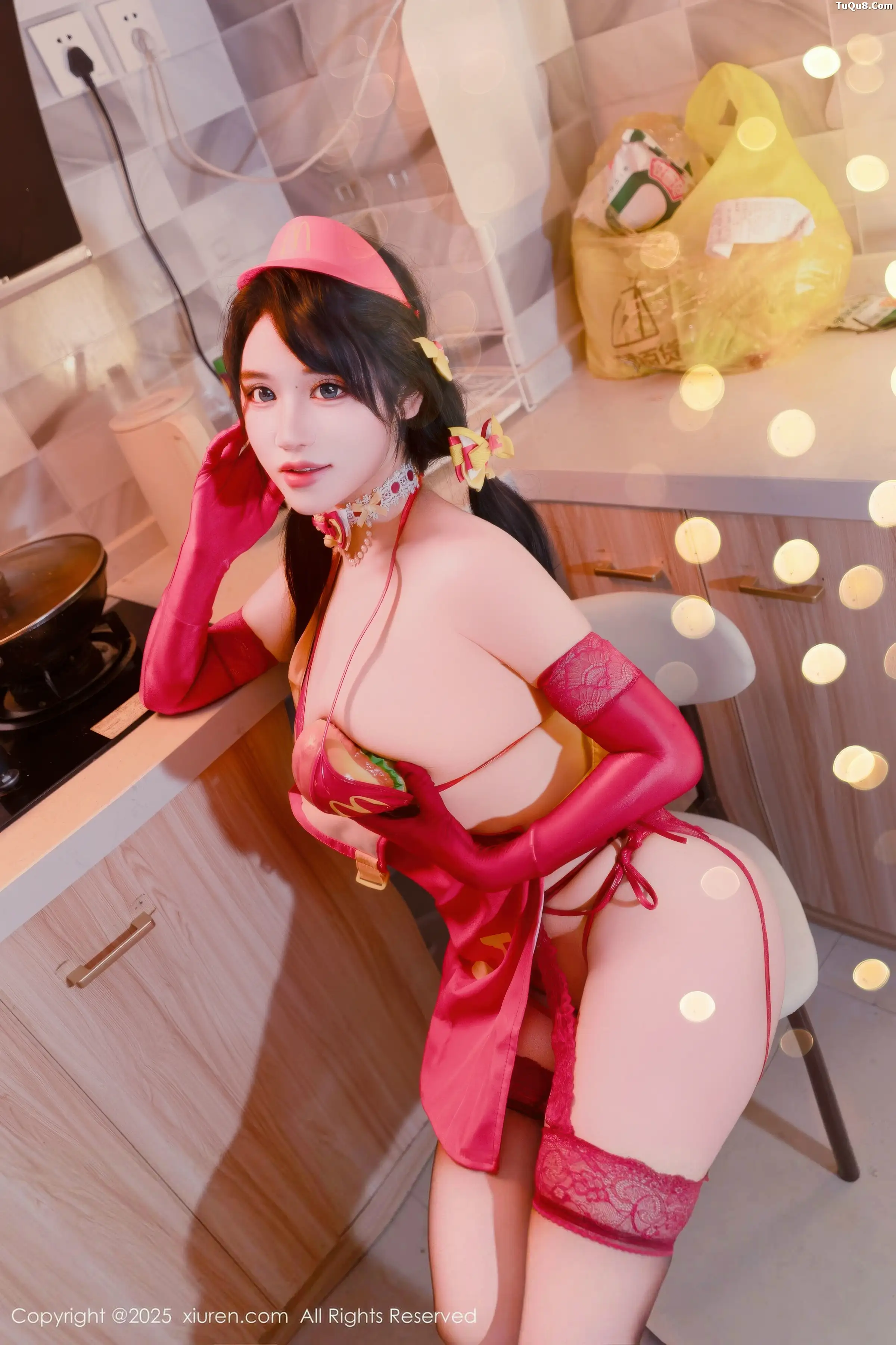 漂亮美女_汐汐爱吃草莓全集 漂亮美女_汐汐爱吃草莓全集