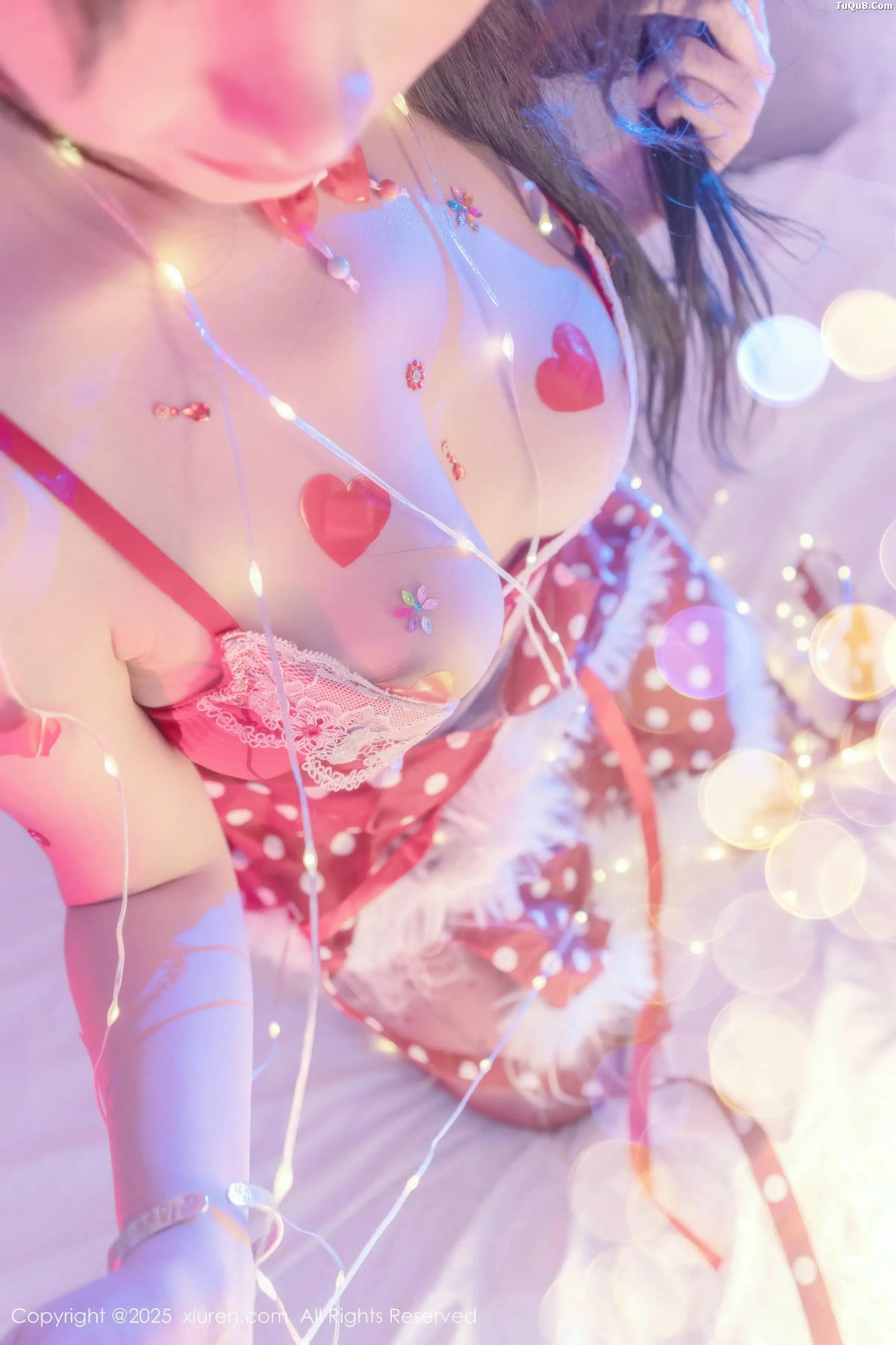 漂亮美女_汐汐爱吃草莓全集